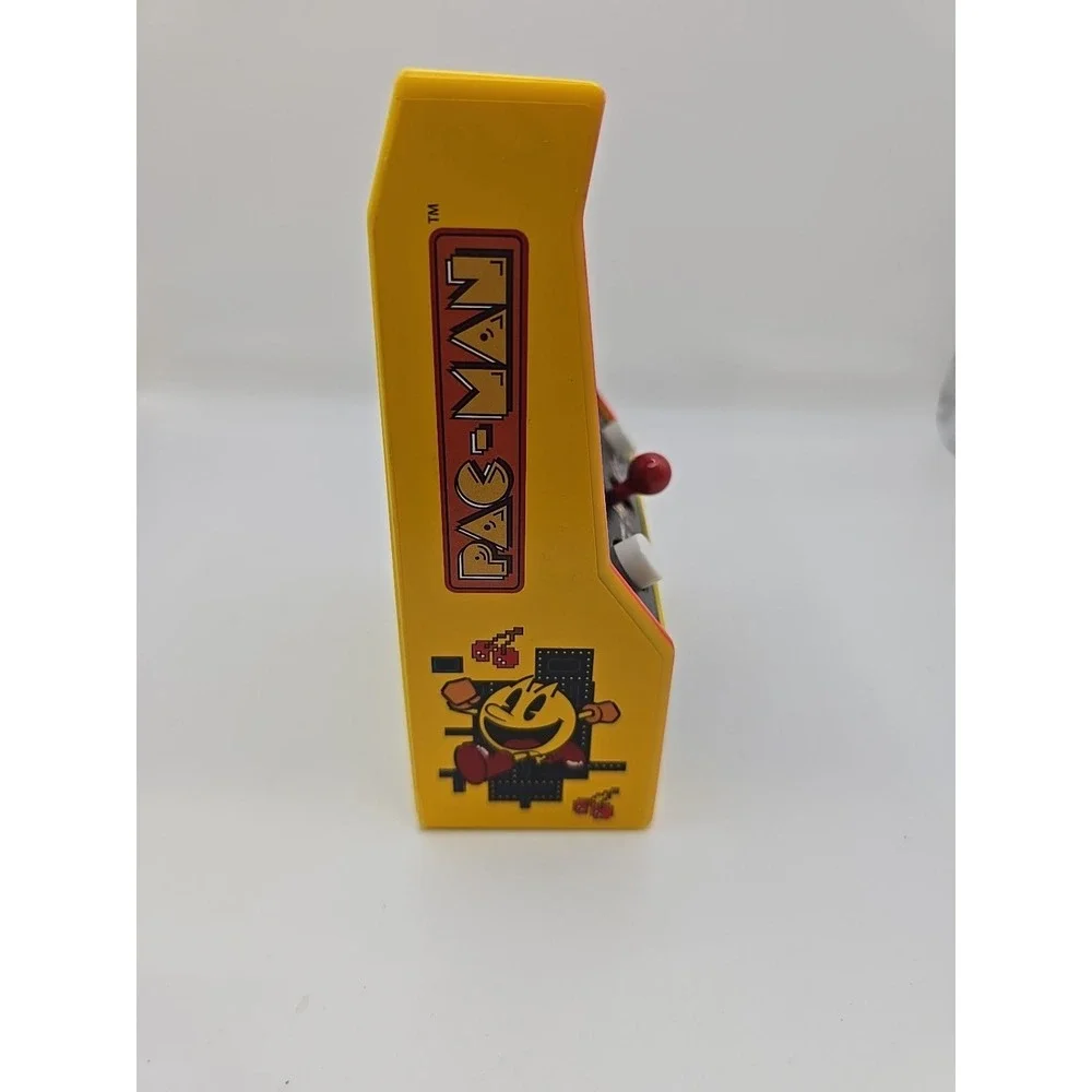Pac-Man Hand Held Mini Arcade Style Game Bandai Namco Mpn 09521 - Works Great!